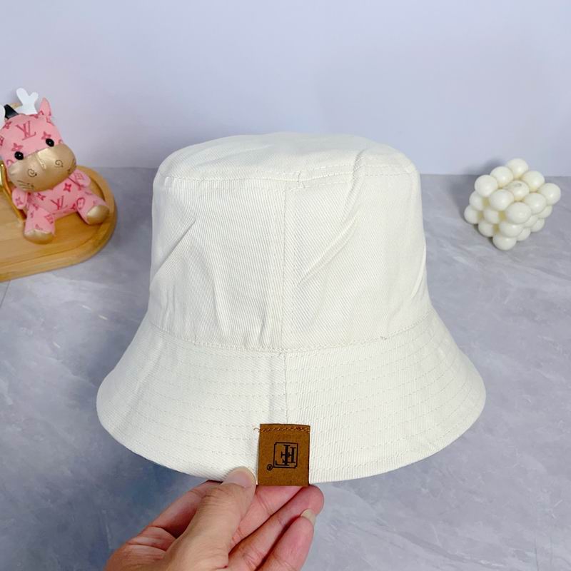 Celine hat dx (33)